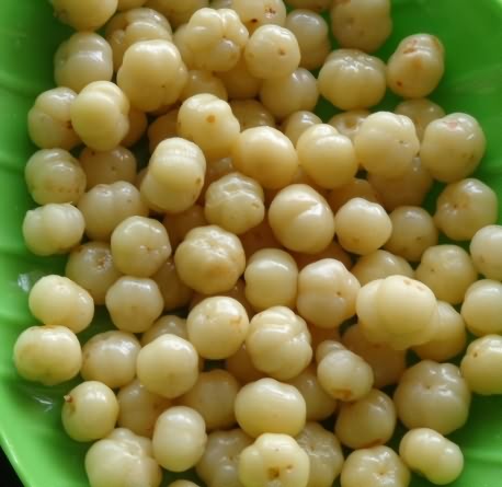 Fresh fruits of star gooseberry